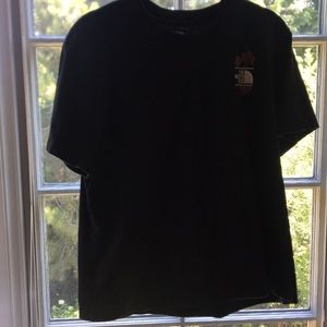 north face rose black t-shirt relaxed fit